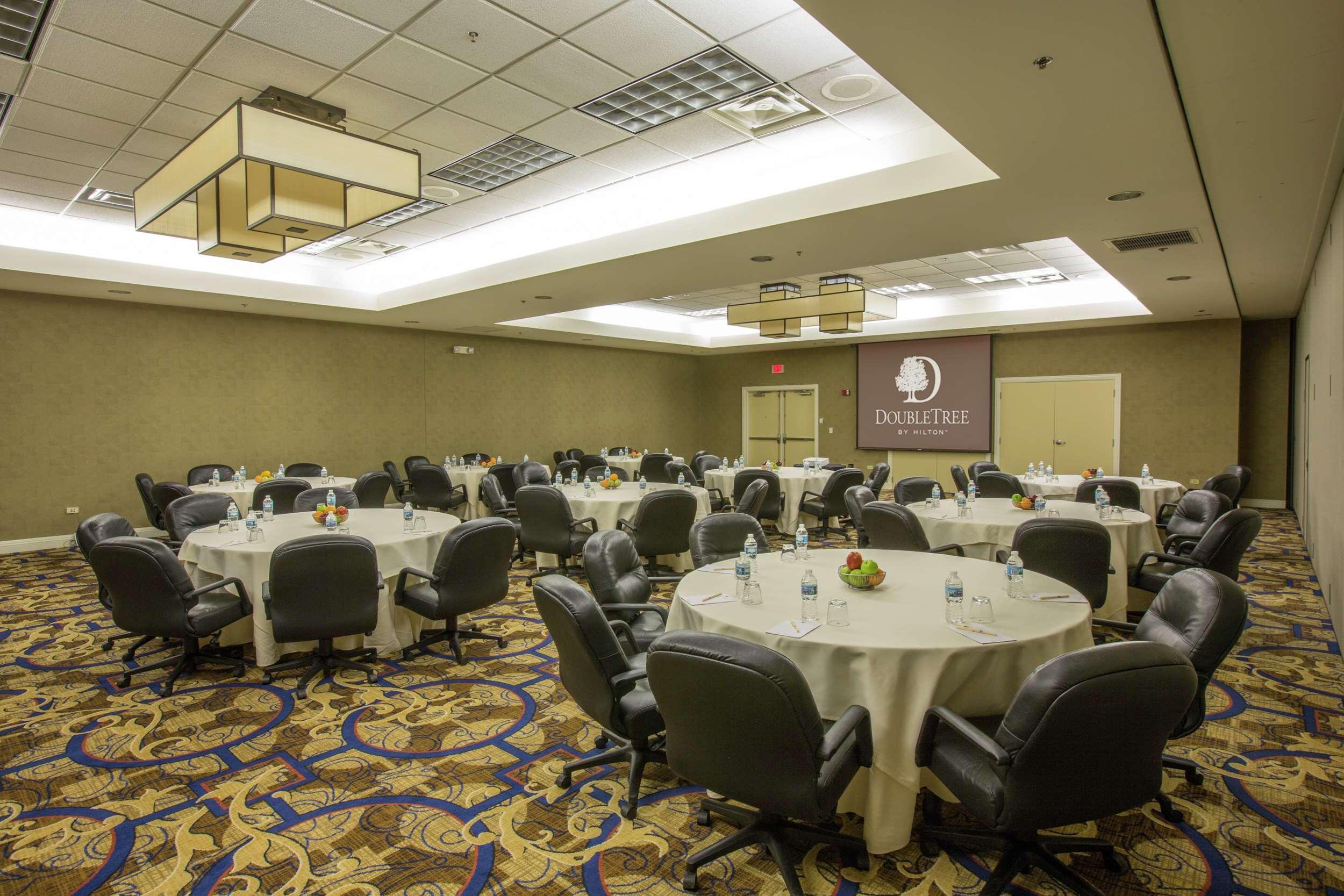 Doubletree By Hilton Chicago O'Hare Airport-Rosemont Hotel Ngoại thất bức ảnh