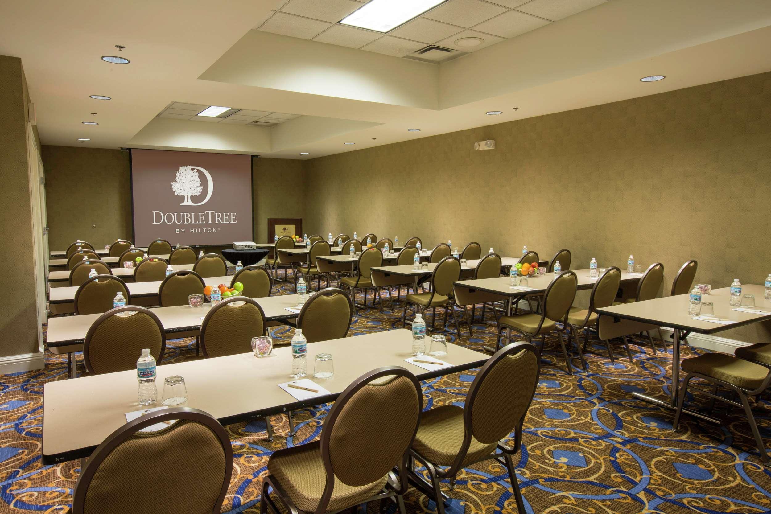 Doubletree By Hilton Chicago O'Hare Airport-Rosemont Hotel Ngoại thất bức ảnh