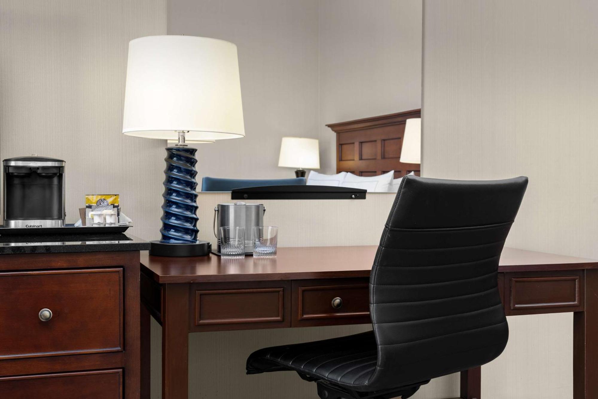 Doubletree By Hilton Chicago O'Hare Airport-Rosemont Hotel Ngoại thất bức ảnh