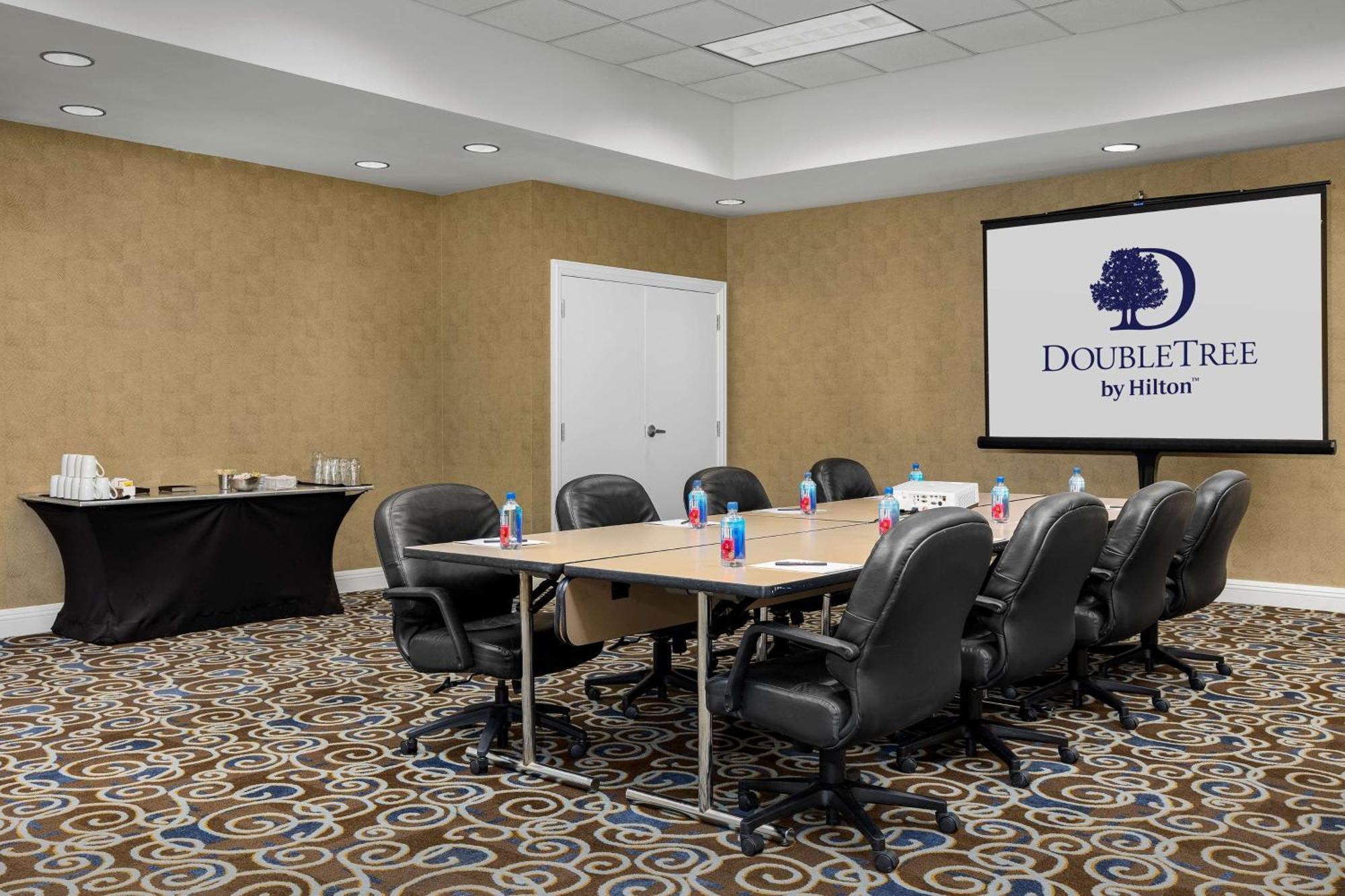 Doubletree By Hilton Chicago O'Hare Airport-Rosemont Hotel Ngoại thất bức ảnh