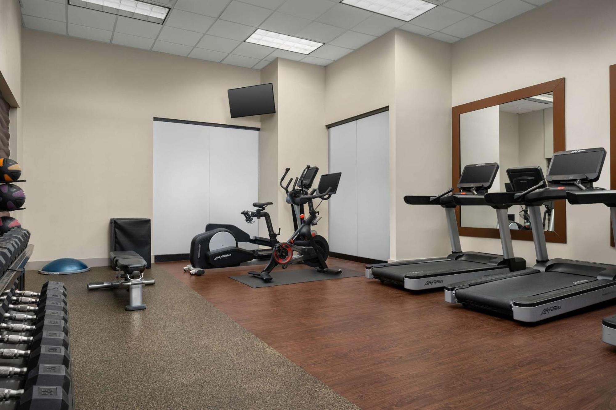 Doubletree By Hilton Chicago O'Hare Airport-Rosemont Hotel Ngoại thất bức ảnh